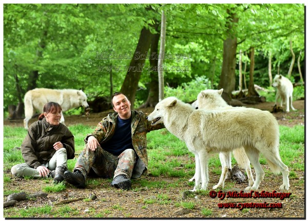 Foto Wolfspark - Tatjana Schneider und Michael Schönberger